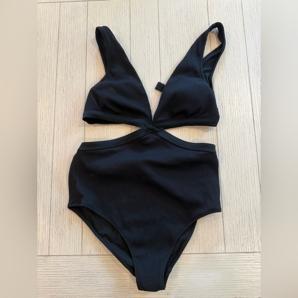 Black aerie ribbed black one piece NWT